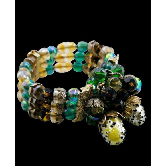 Pretty All Glass Memory Wire Bracelet (A7975) - Picture 2 of 8